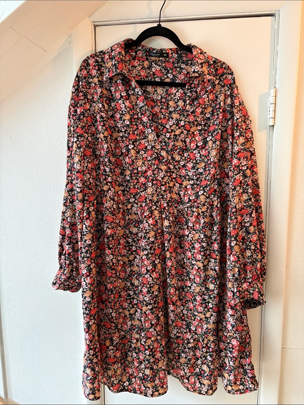 Long-Sleeve Floral Button-Front Dress in Black with Pink & Cream Flowers